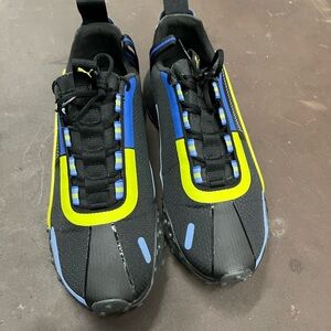 Puma Black Sneakers with Yellow and Blue Accents LQDCell